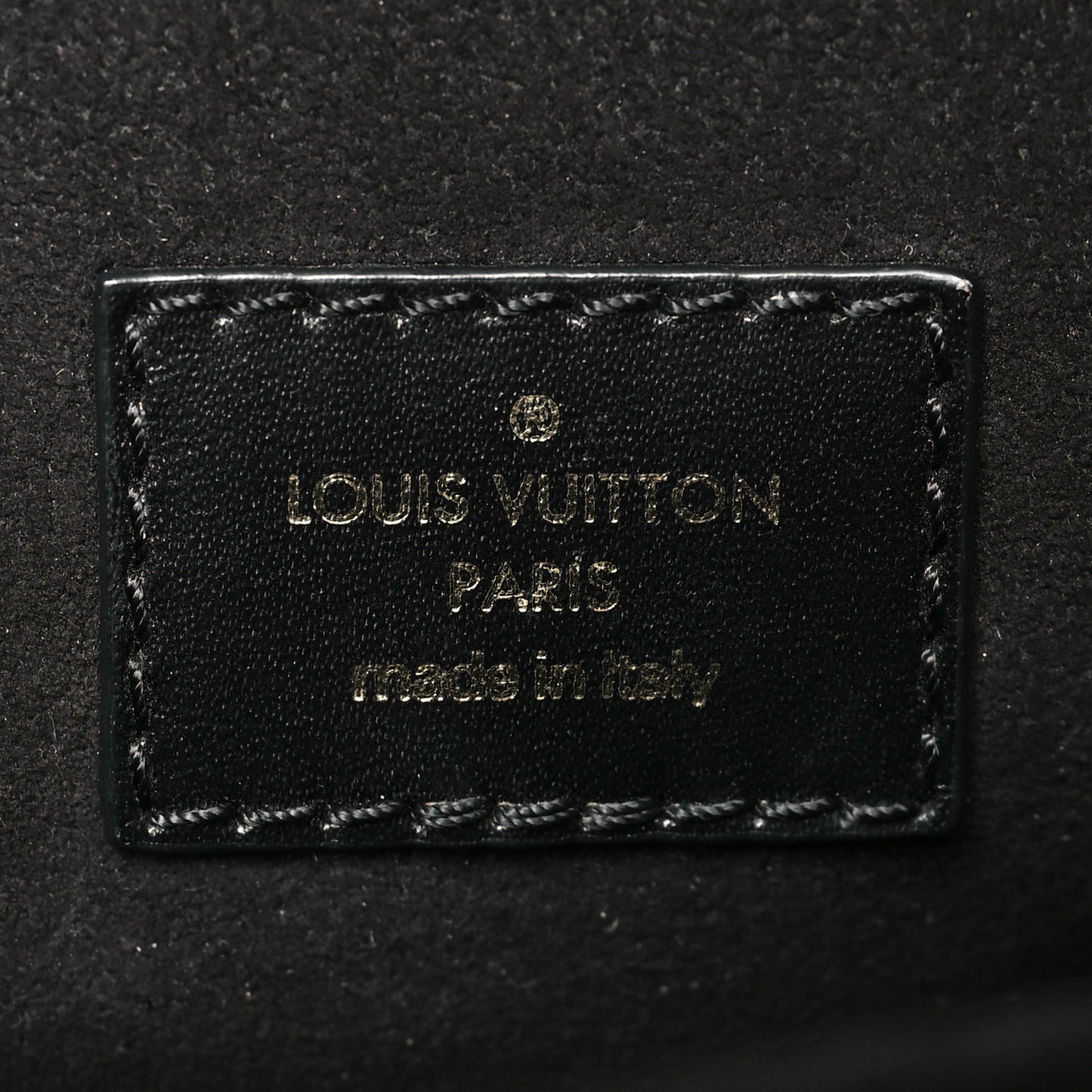 Reverse Monogram Pochette Metis
