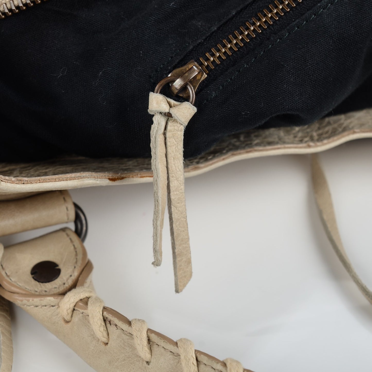 Agneau Classic Hardware Velo Praline