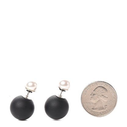 Christian Dior Mise En Dior Tribal Earrings Matte Black Pearl 2 of 4