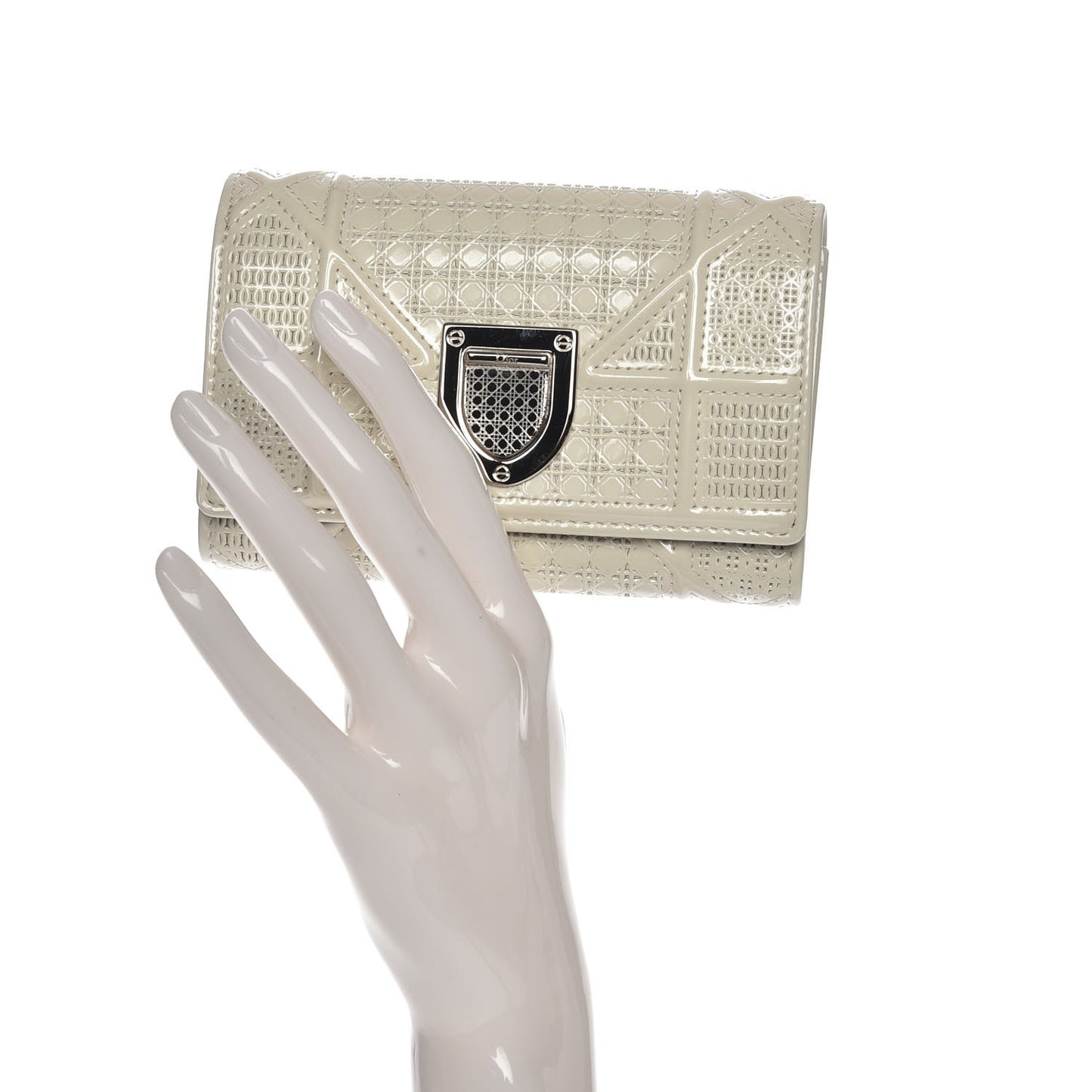 Metallic Patent Micro-Cannage Diorama Elancee Wallet Off White