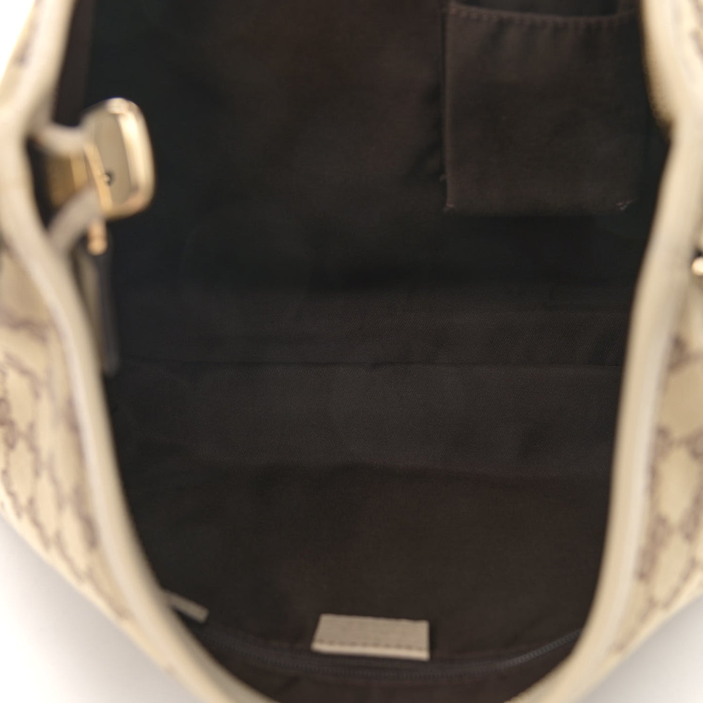 Monogram Large Abbey D Ring Hobo Off White