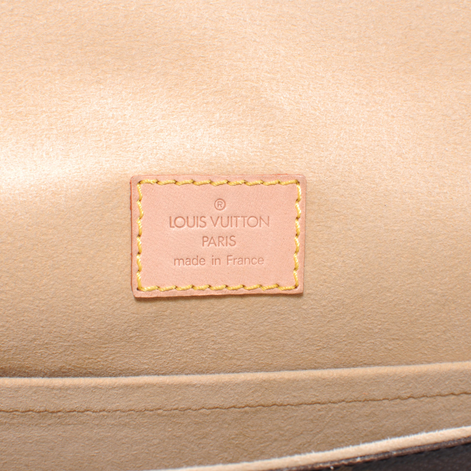 Louis Vuitton Monogram Hudson PM 6 of 7