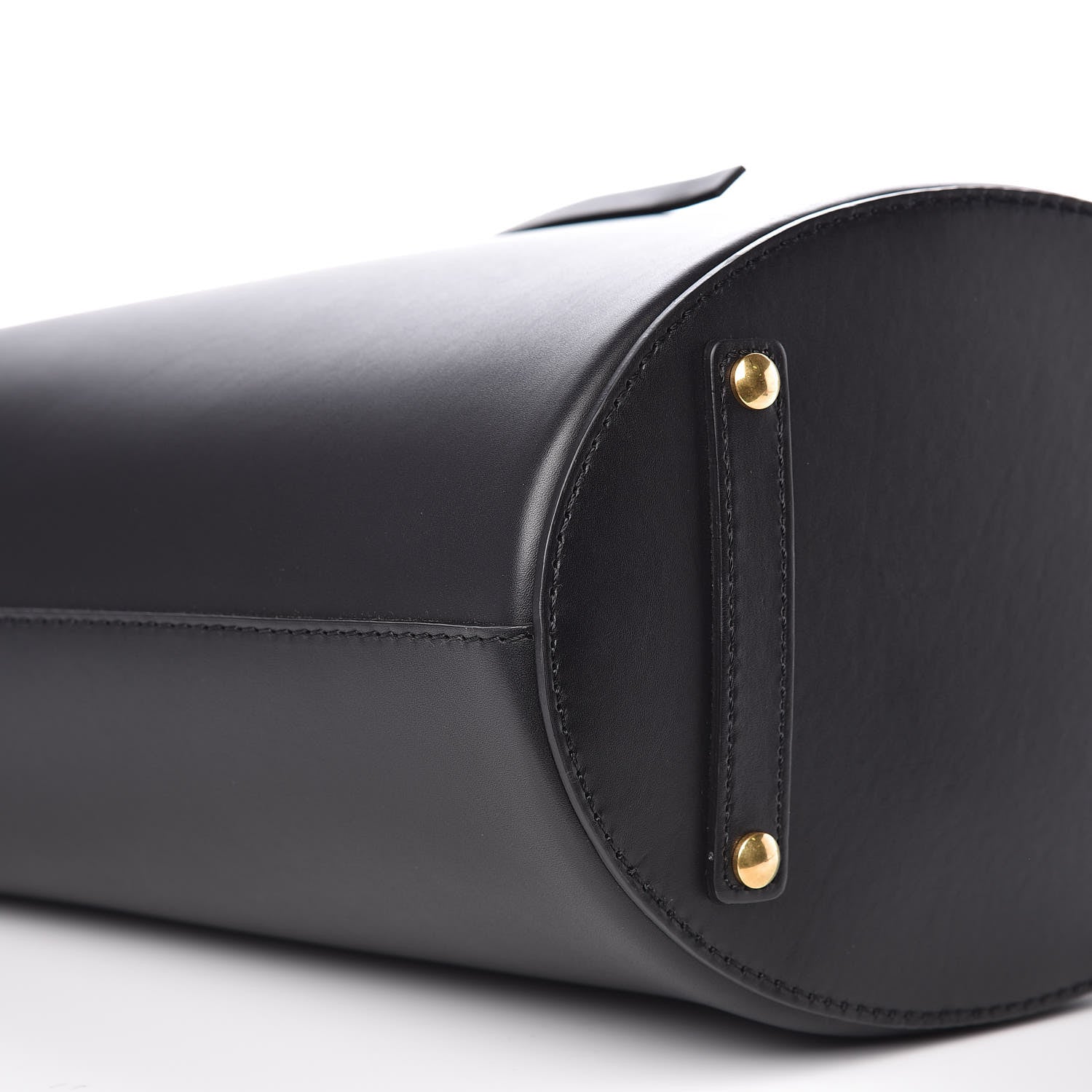Burberry Supple Calfskin Medium Bucket Black 6 of 9