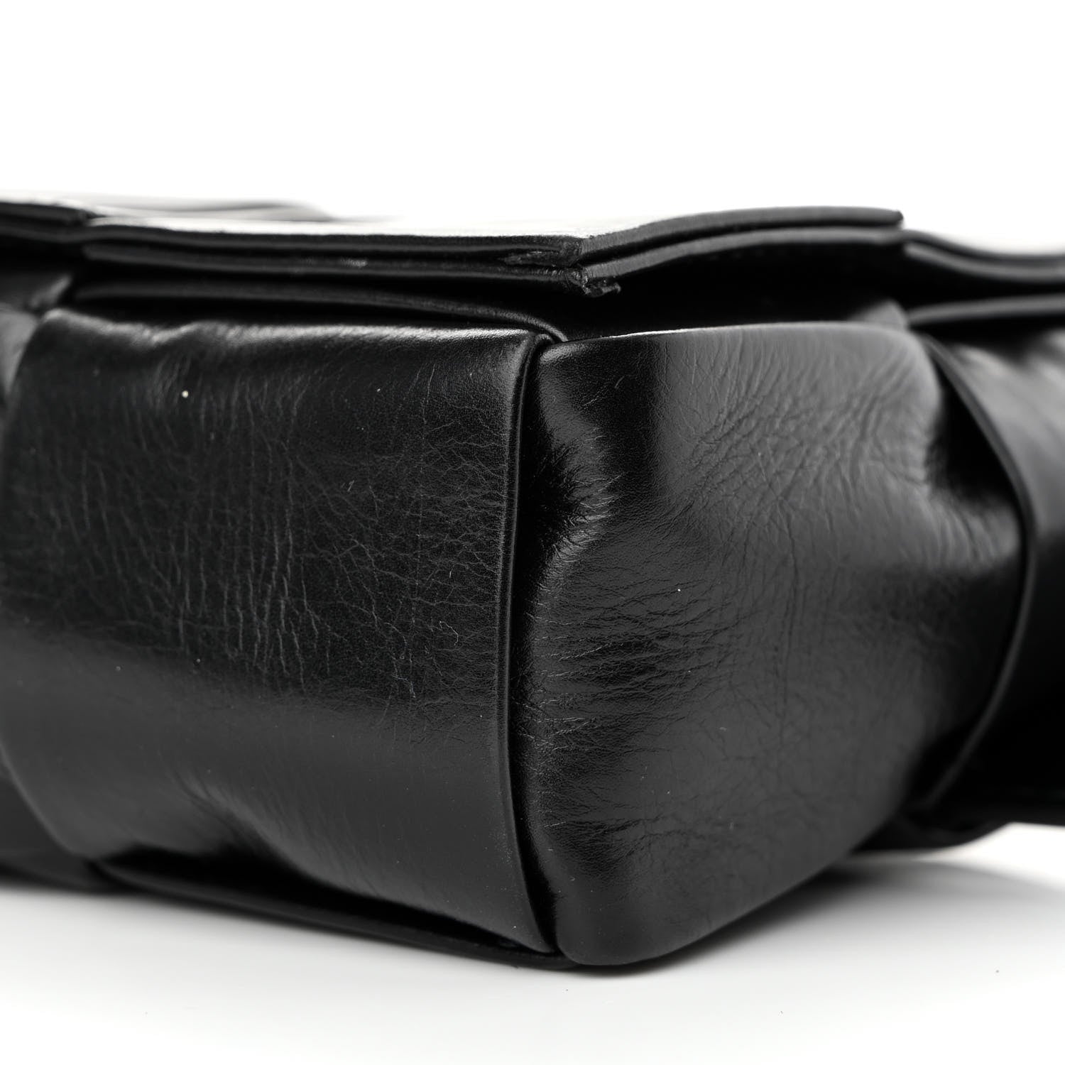 Bottega Veneta Paper Calfskin Intrecciato Cassette Belt Bag Black 10 of 11