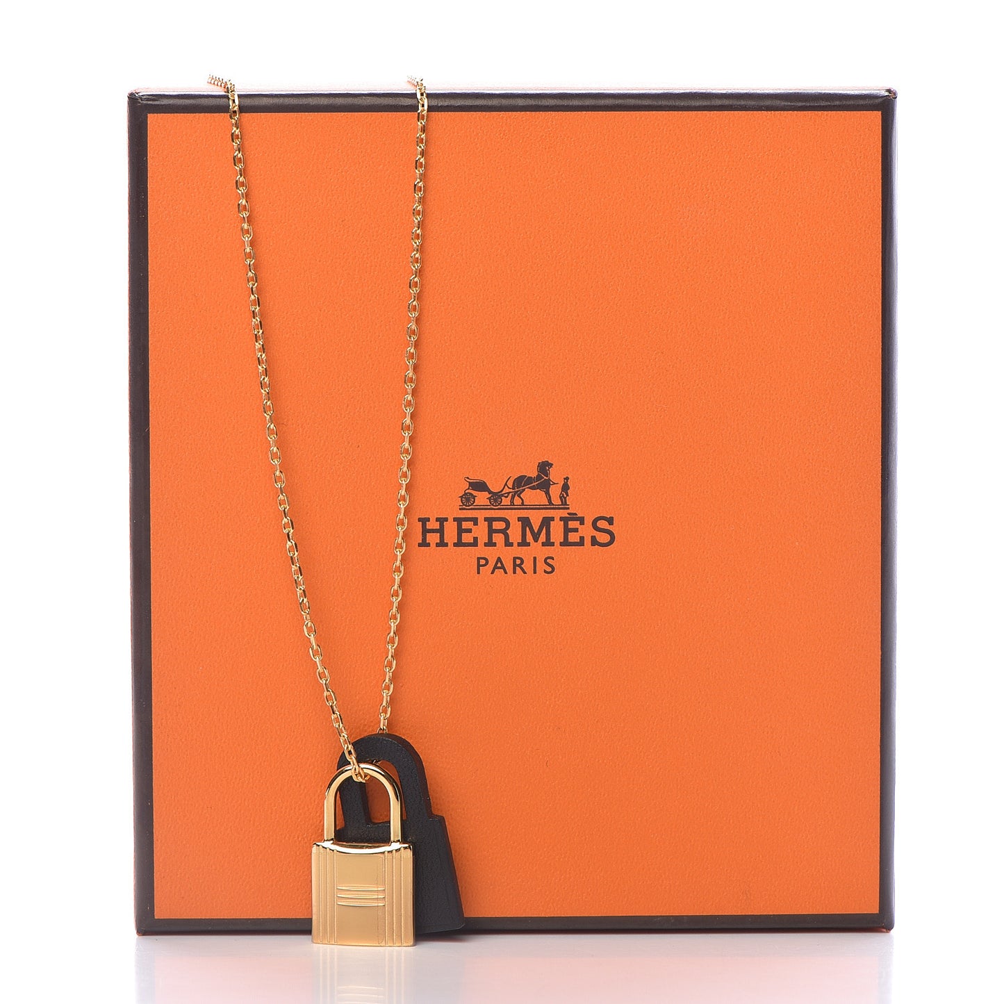 Swift Small O'Kelly Pendant Necklace Black