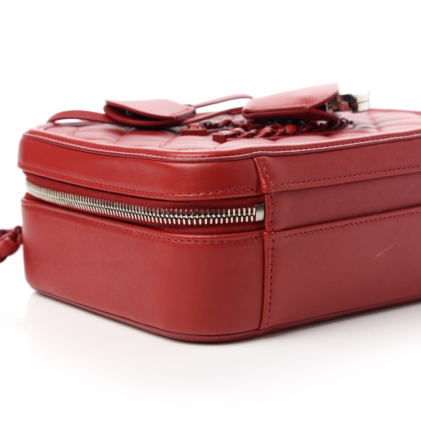 Calfskin Quilted Medium CC Filigree Vanity Case Red
