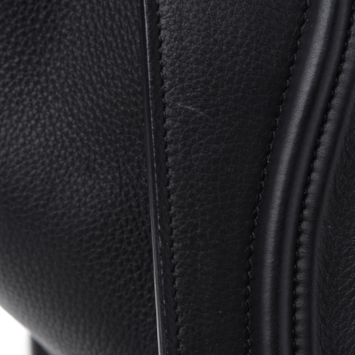 Supple Calfskin Medium Phantom Luggage Black