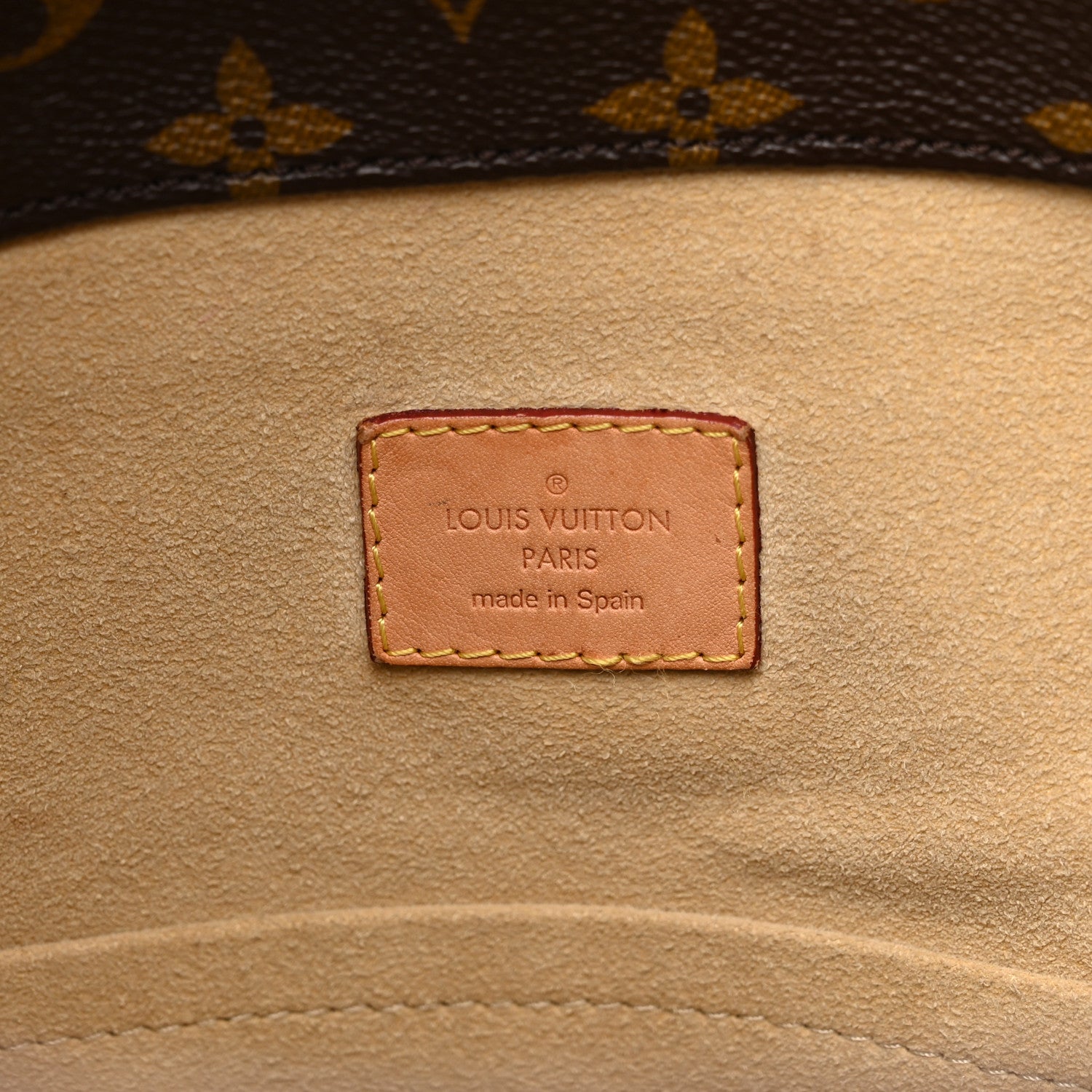 Louis Vuitton Monogram Artsy MM 6 of 10