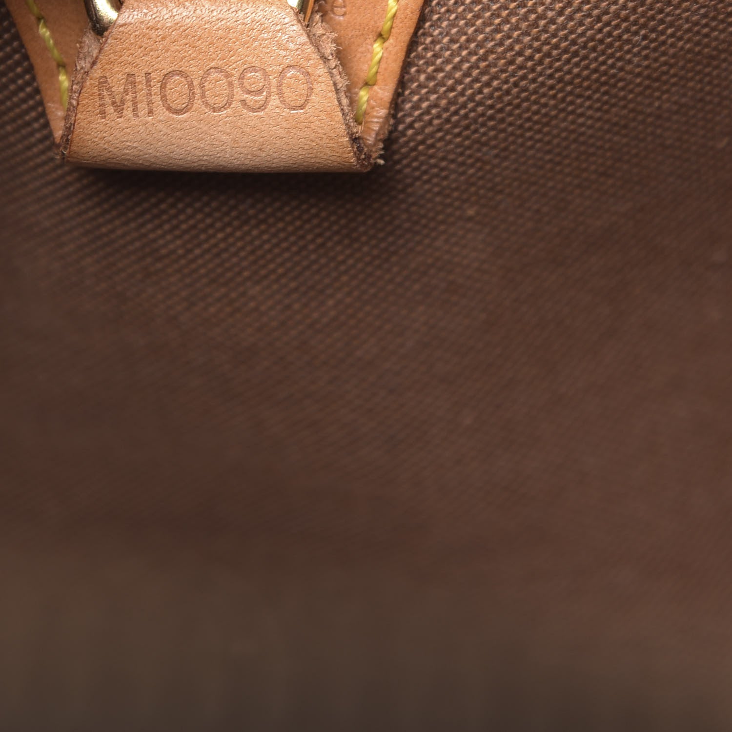 Louis Vuitton Monogram Ellipse MM 7 of 19