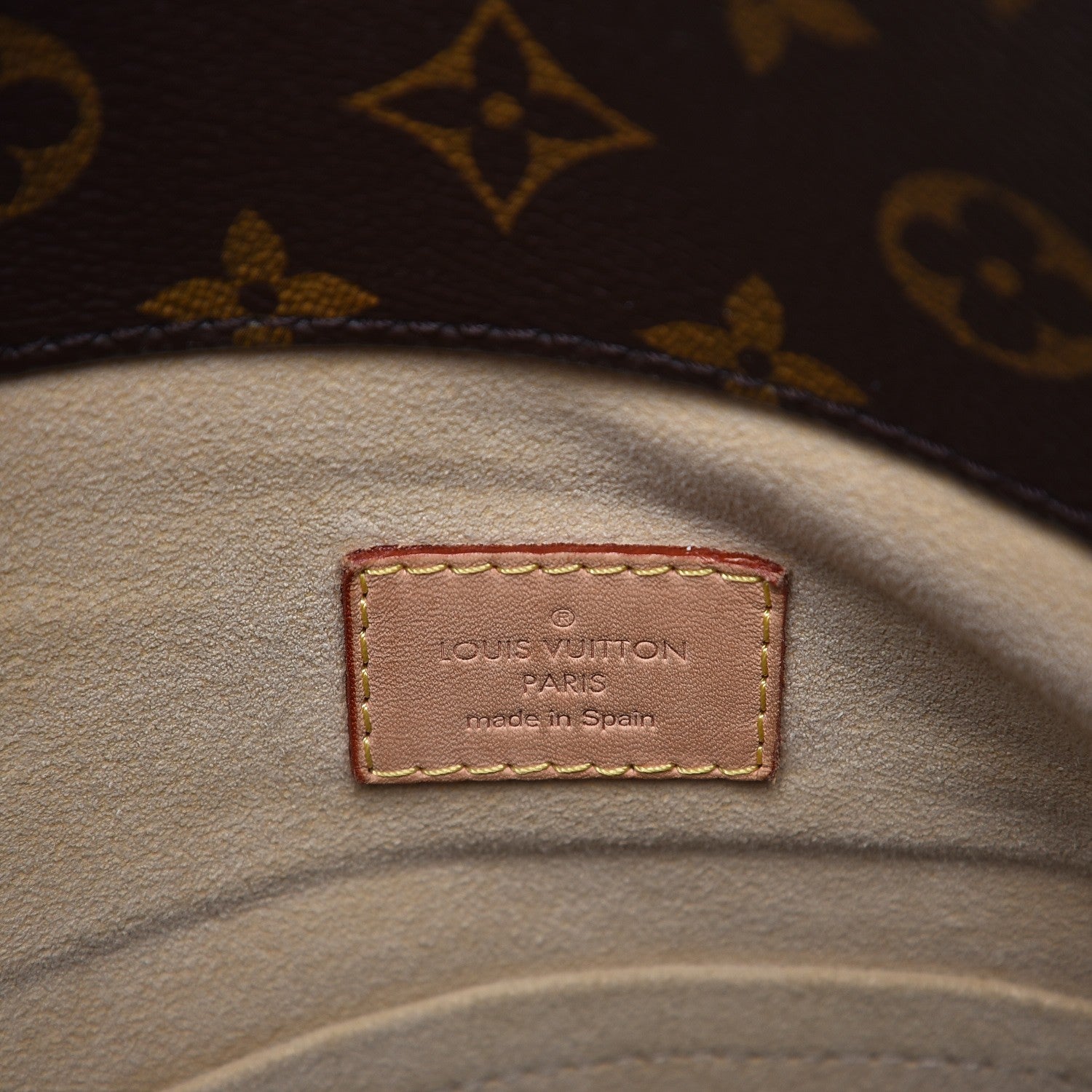 Louis Vuitton Monogram Artsy MM 6 of 8
