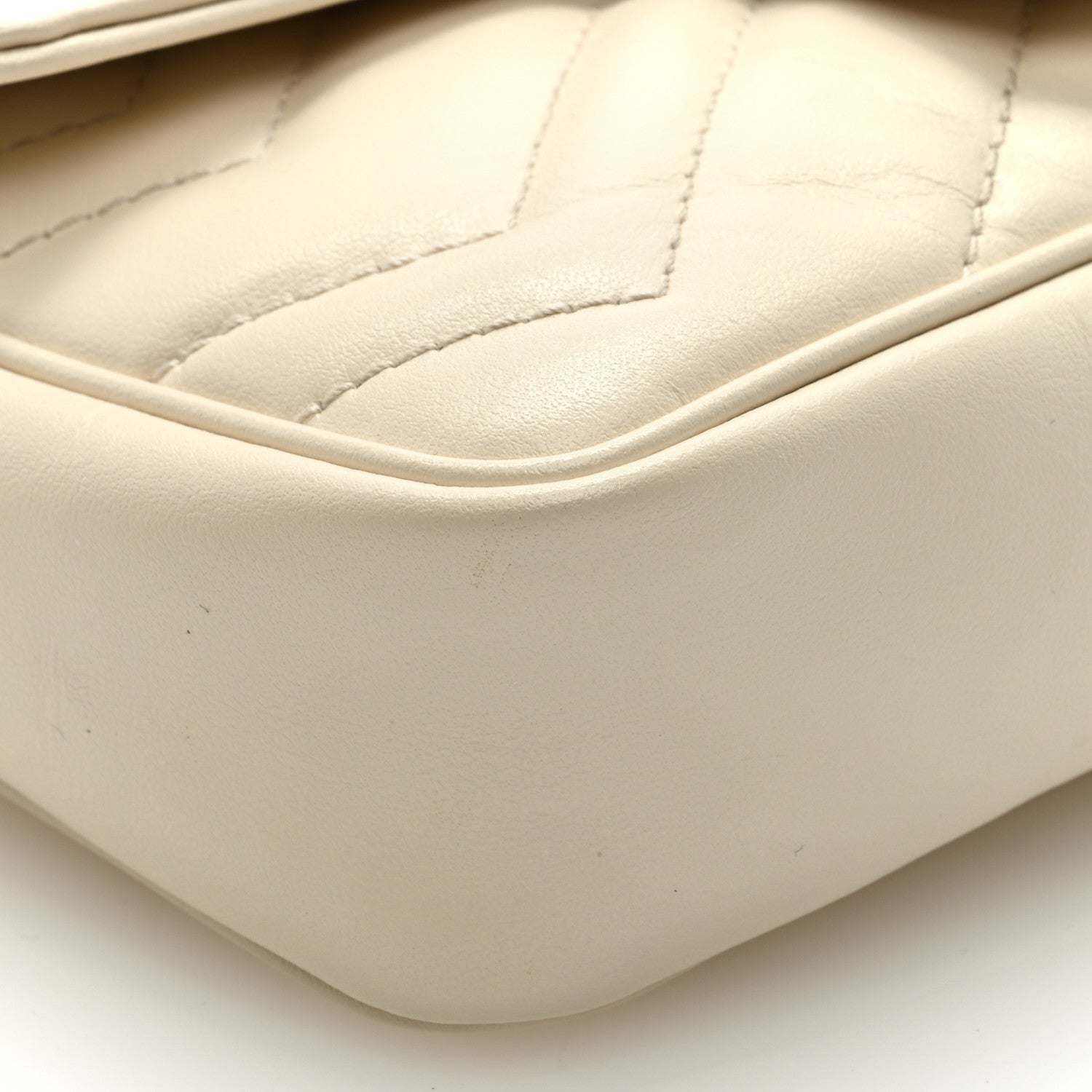Gucci Calfskin Matelasse Super Mini GG Marmont Shoulder Bag White 7 of 9