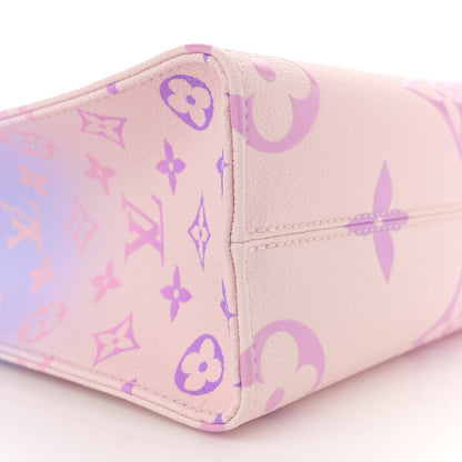 Louis Vuitton Monogram Giant Spring In The City Onthego PM Sunrise Pastel 8 of 9