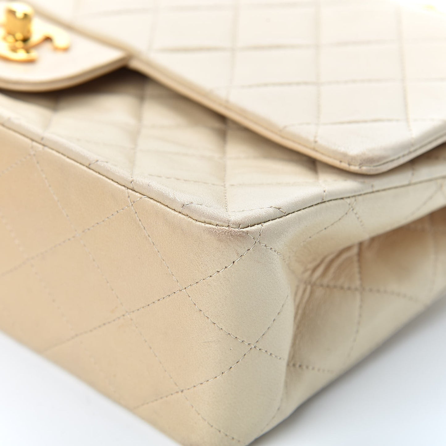 Lambskin Quilted Medium Double Flap Beige