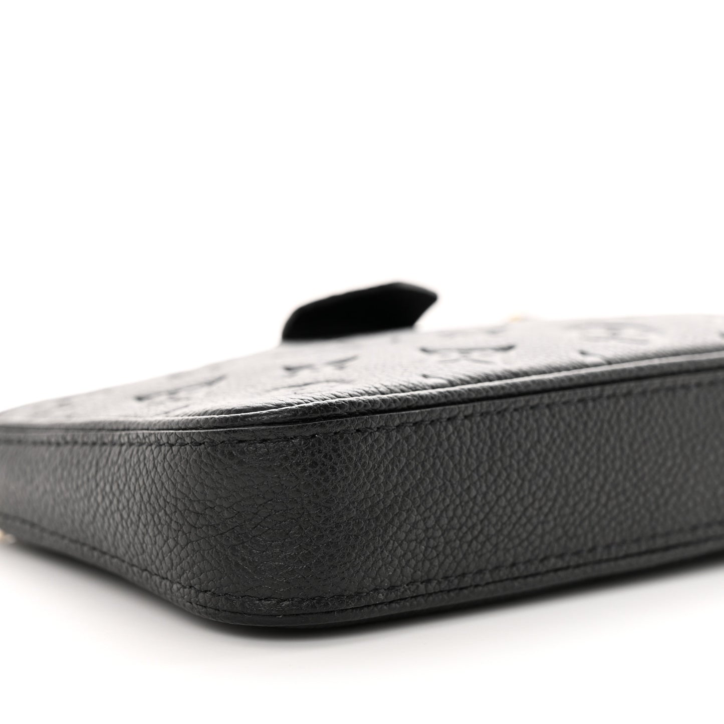 Empreinte Easy Pouch On Strap Black