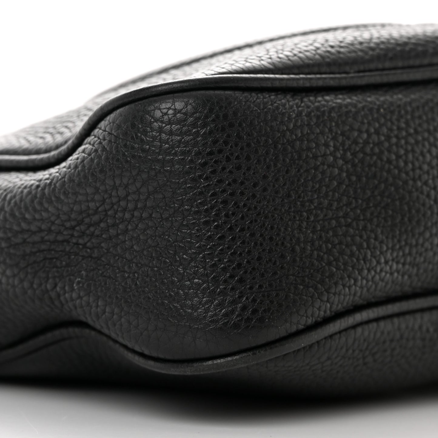 Pebbled Calfskin Small Soho Disco Bag Black