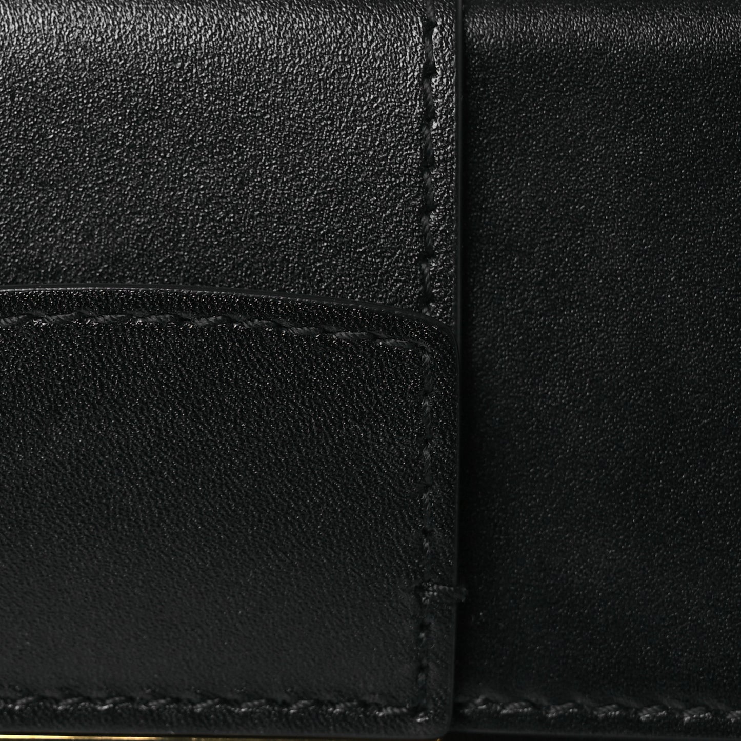 Box Calfskin 30 Montaigne Box Bag Black