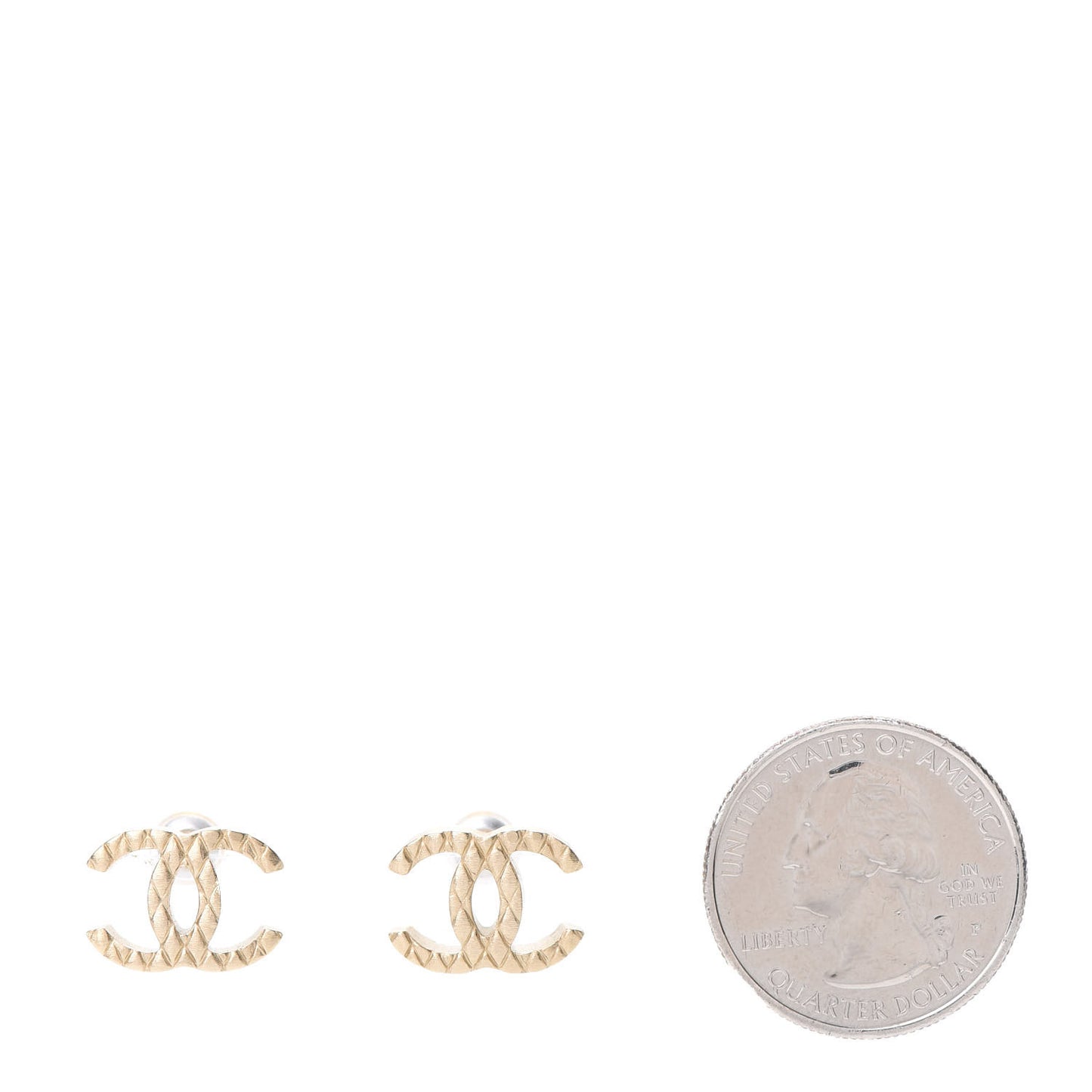 Quilted CC Earrings Gold