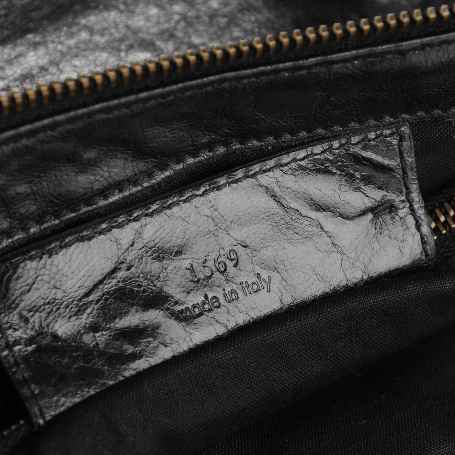 Chevre Classic Hardware Work Black