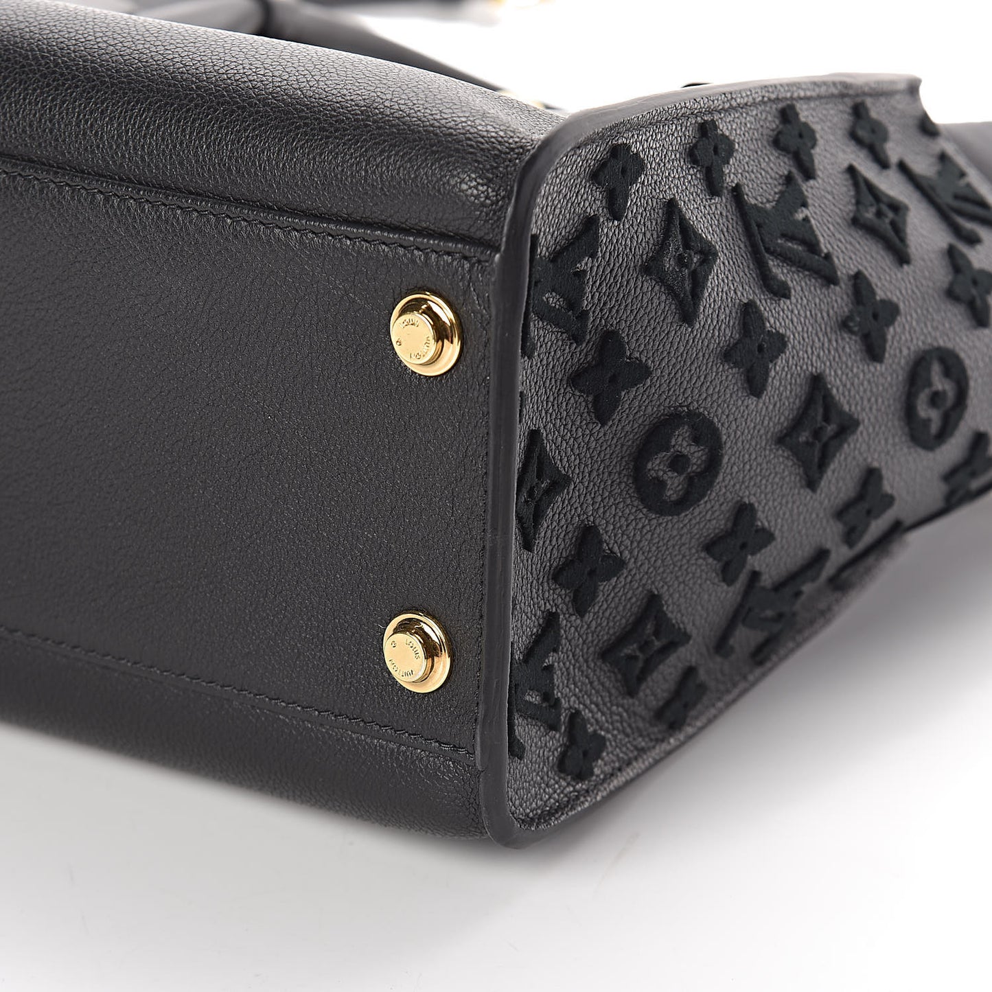 Calfskin Monogram Tufting On My Side Black