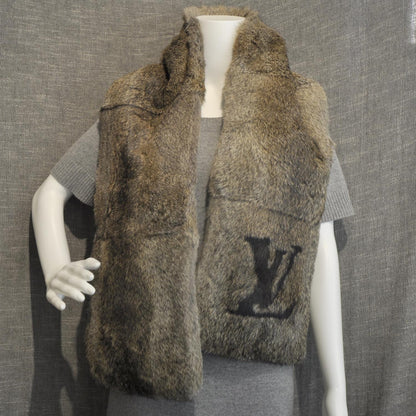 Louis Vuitton Rex en Lapin Rabbit Fur LV Stole 5 of 7