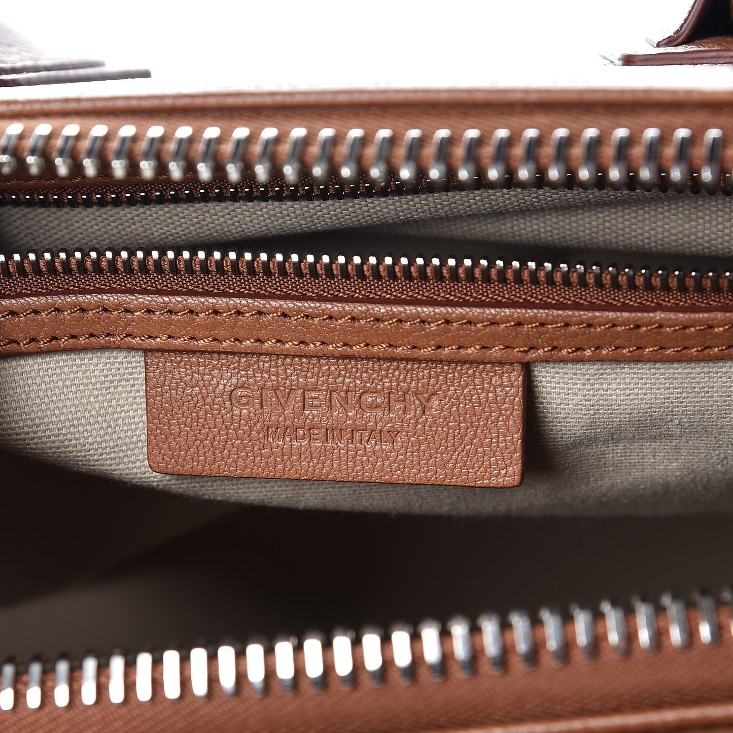 Sugar Goatskin Medium Antigona Cognac