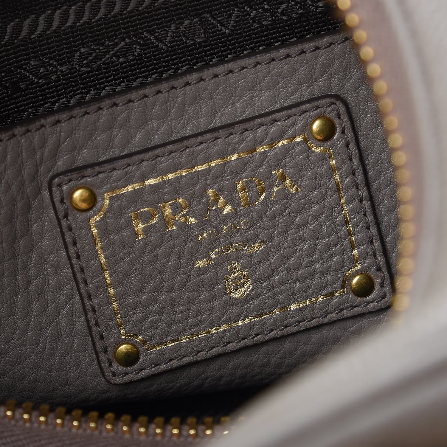 Prada Vitello Daino Hobo Argilla 6 of 8