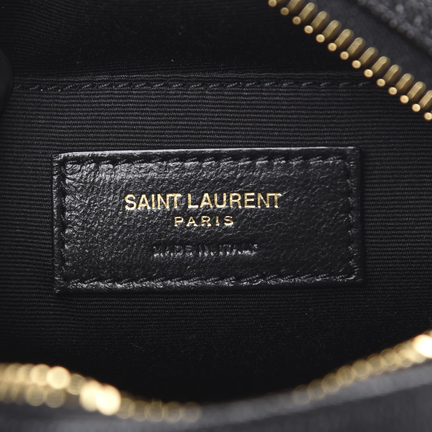 Saint Laurent Grain De Poudre Matelasse Chevron Quilted Round Vinyle Camera Bag Black 6 of 8