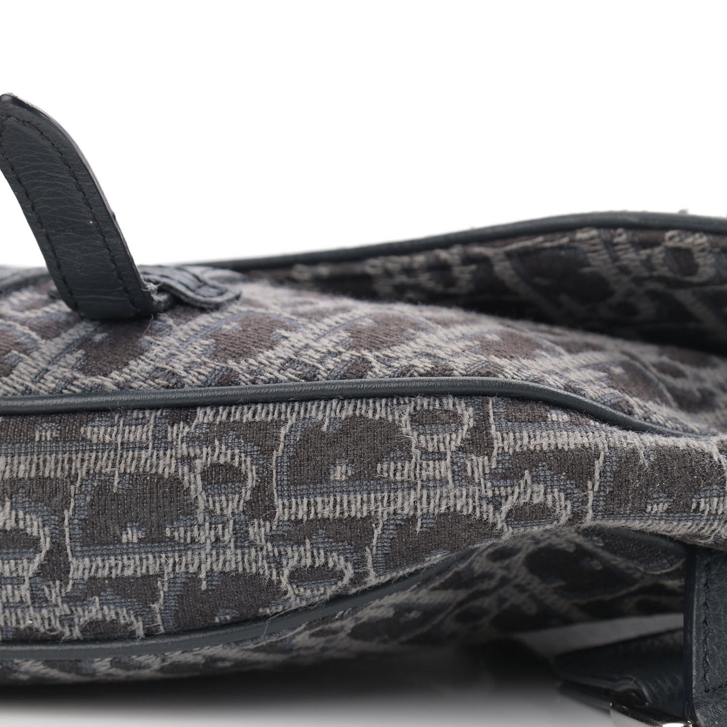 Oblique Mens Saddle Bag Grey