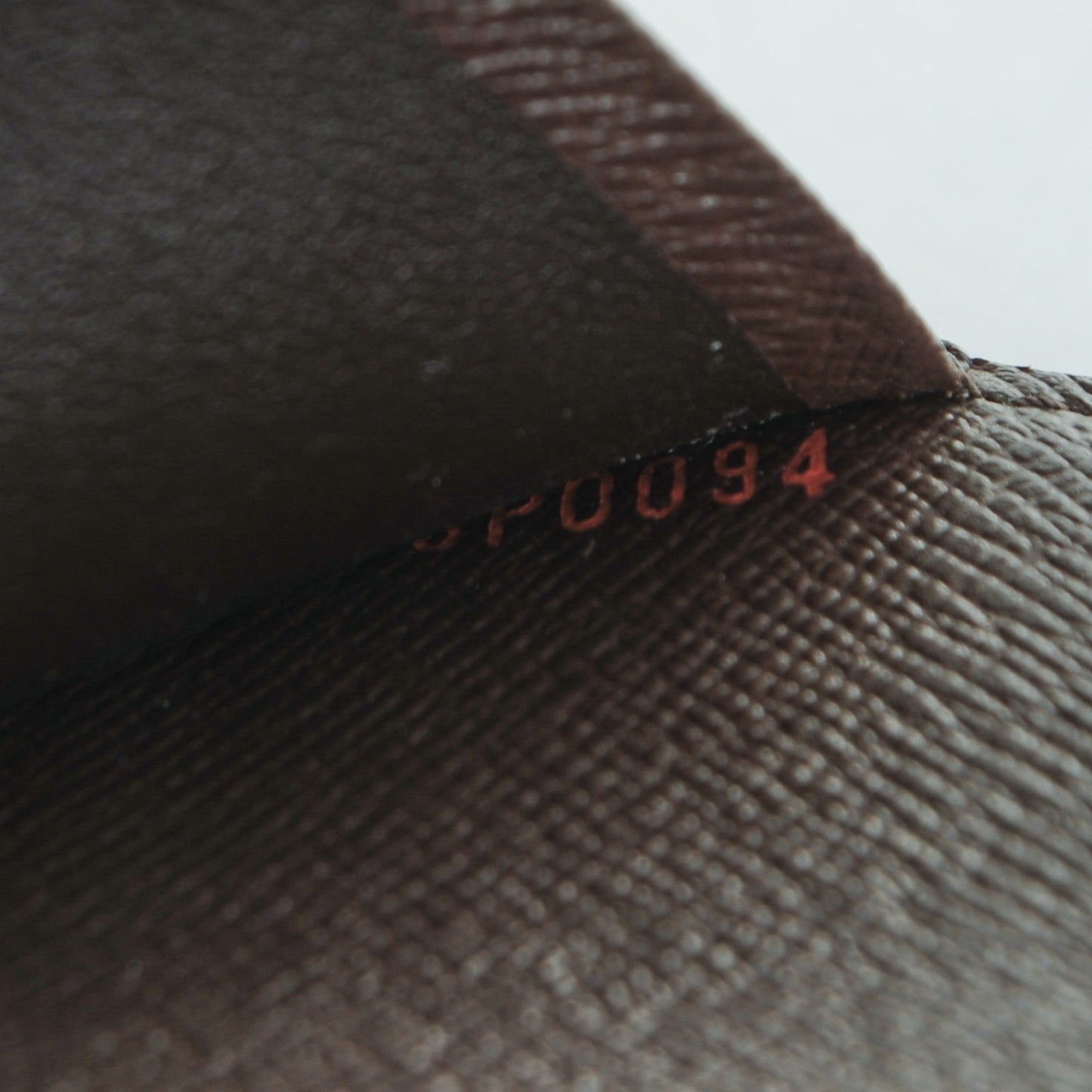 Damier Ebene Medium Ring Agenda Cover