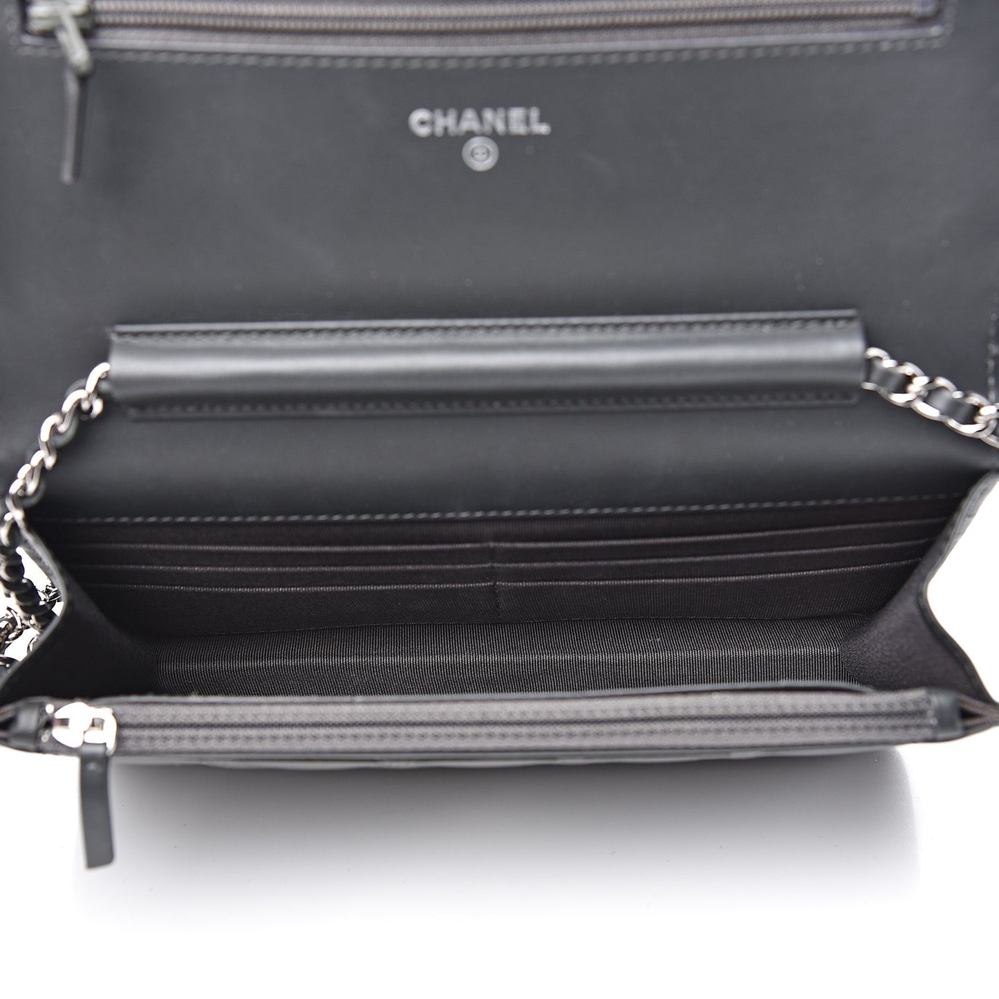 Patent Quilted Wallet On Chain WOC Black