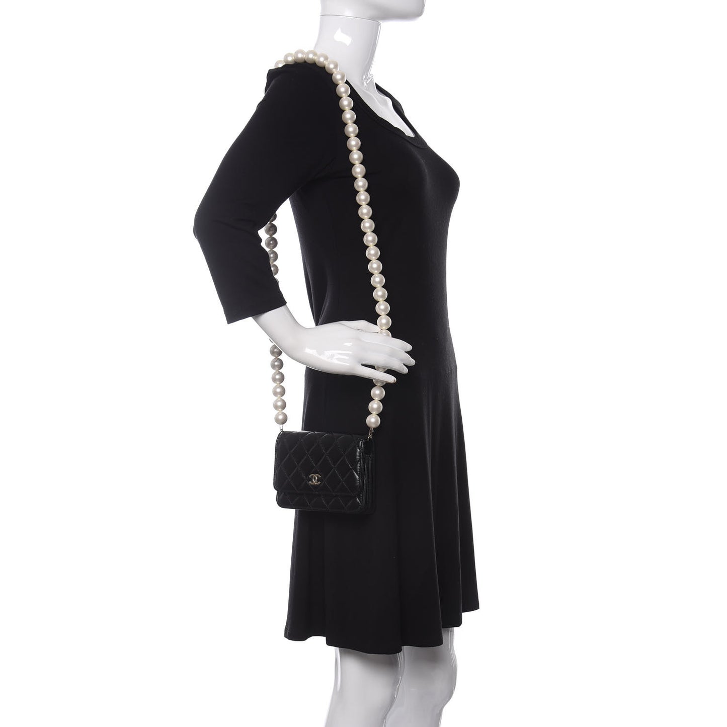 Calfskin Quilted Mini Maxi Pearls Wallet On Chain WOC Black