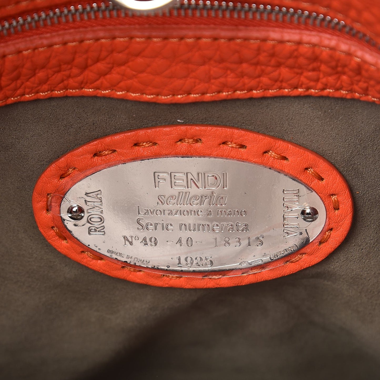 Cuoio Romano Selleria Large Anna Bucket Bag Arancio