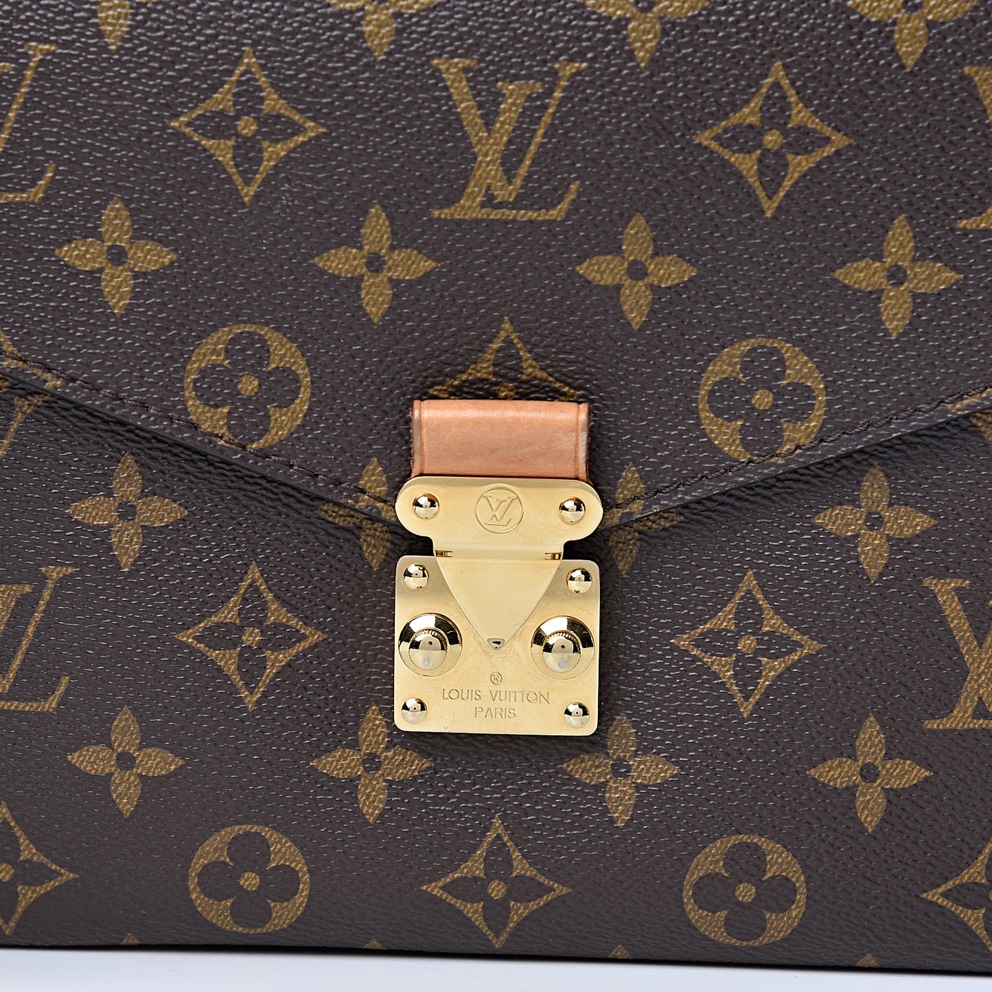 Monogram Pochette Metis