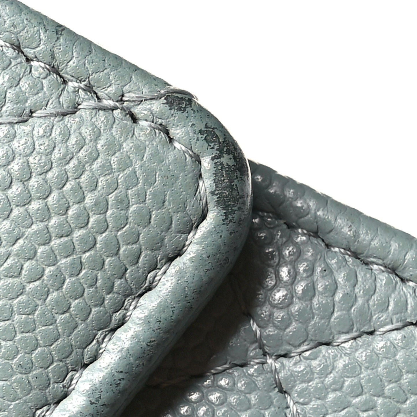 Caviar Quilted Classic 4 Key Holder Wallet Grey
