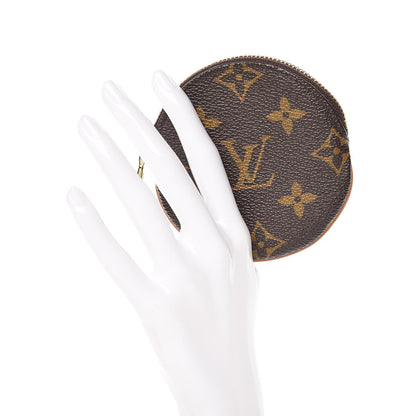 Louis Vuitton Monogram Round Coin Purse 2 of 7