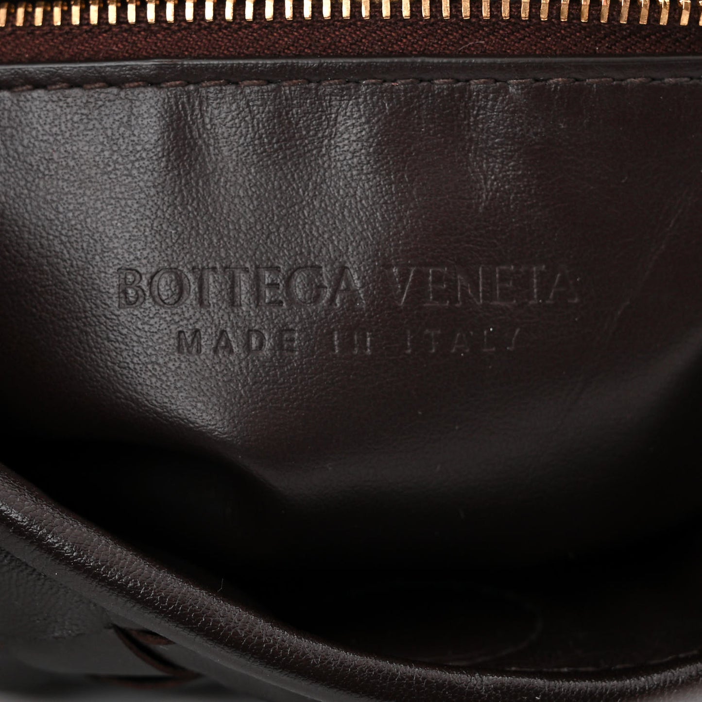Calfskin Intrecciato Small Hop Fondant
