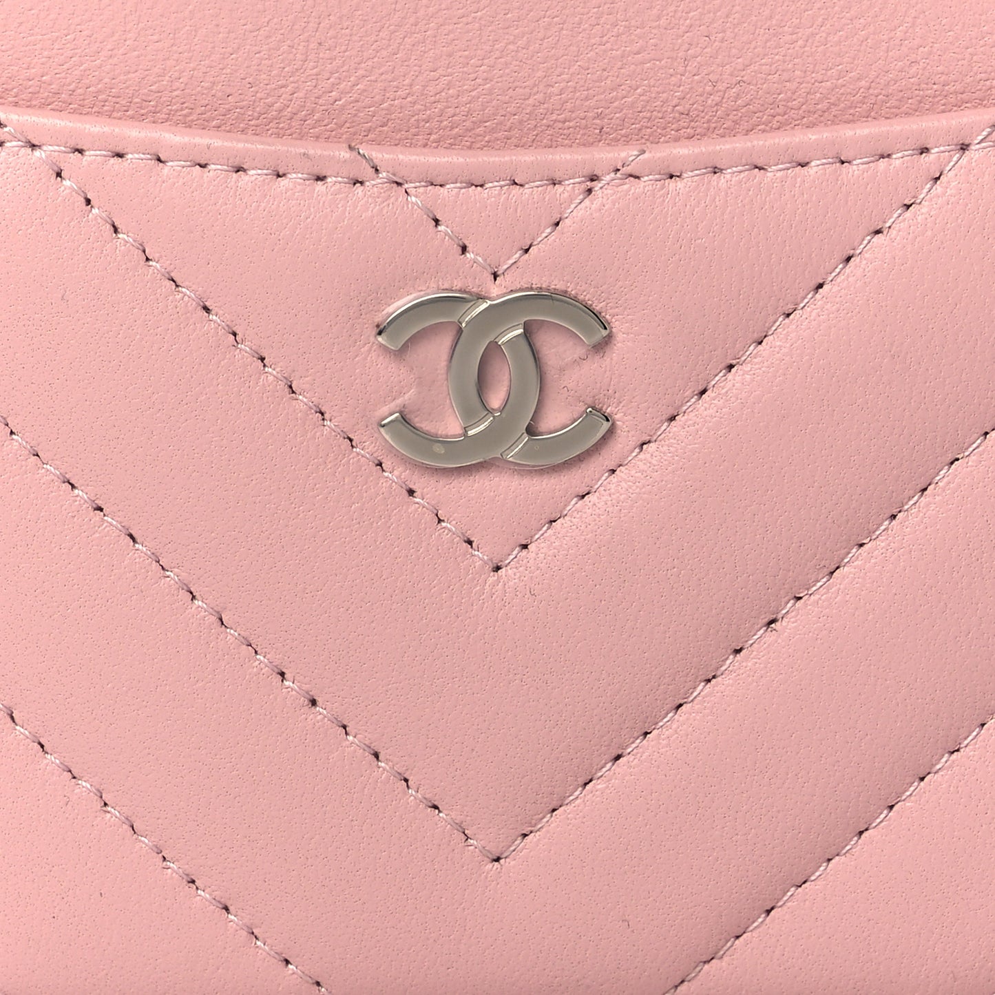 Lambskin Chevron Quilted Card Holder Light Pink