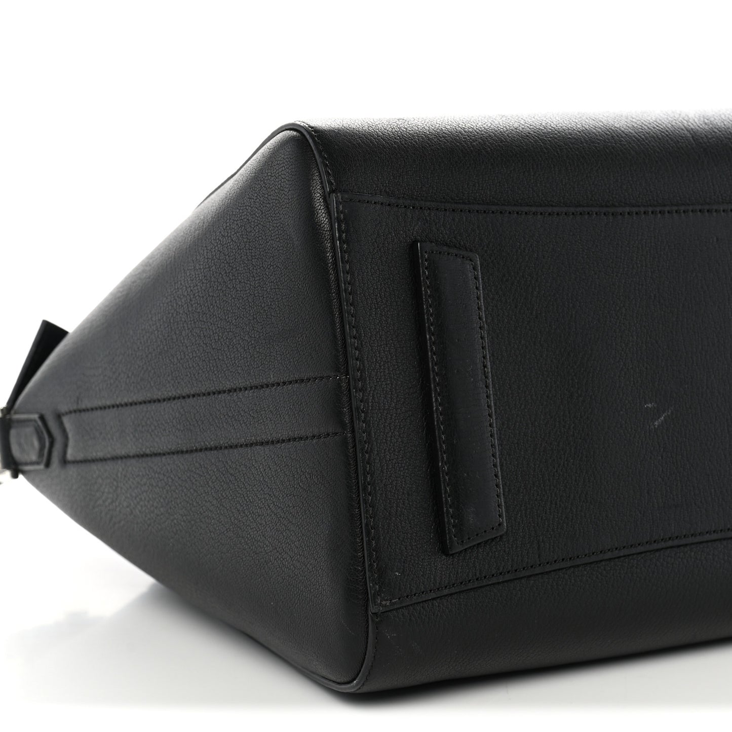Sugar Goatskin Medium Antigona Black