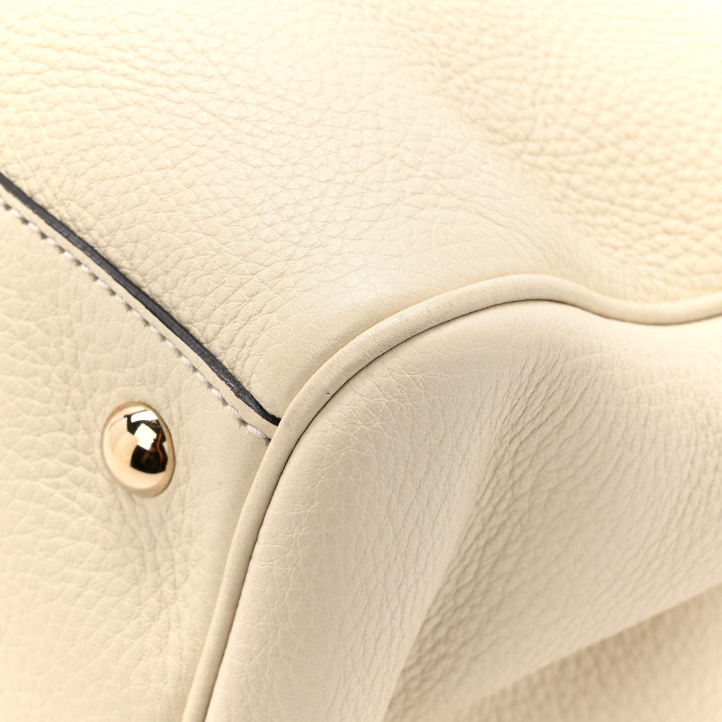 Pebbled Calfskin Medium Bamboo Shopper Tote Off White