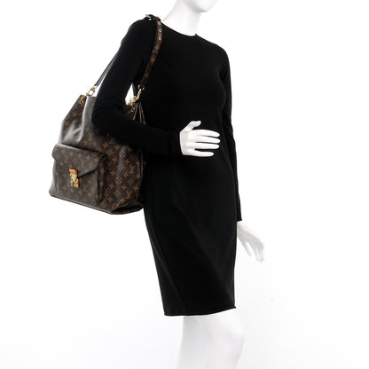 Louis Vuitton Monogram Metis 2 of 11
