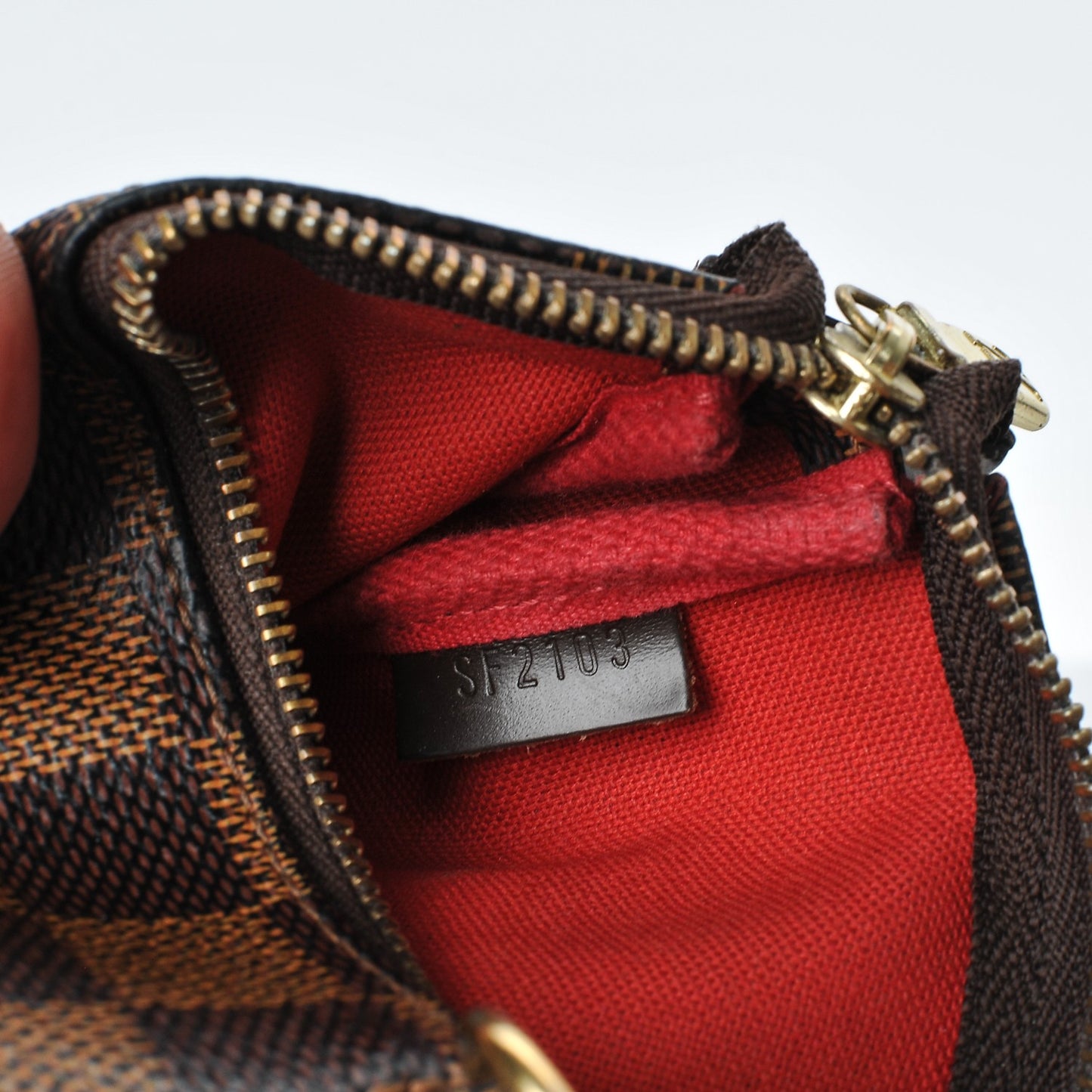 Damier Ebene Mini Pochette Accessories