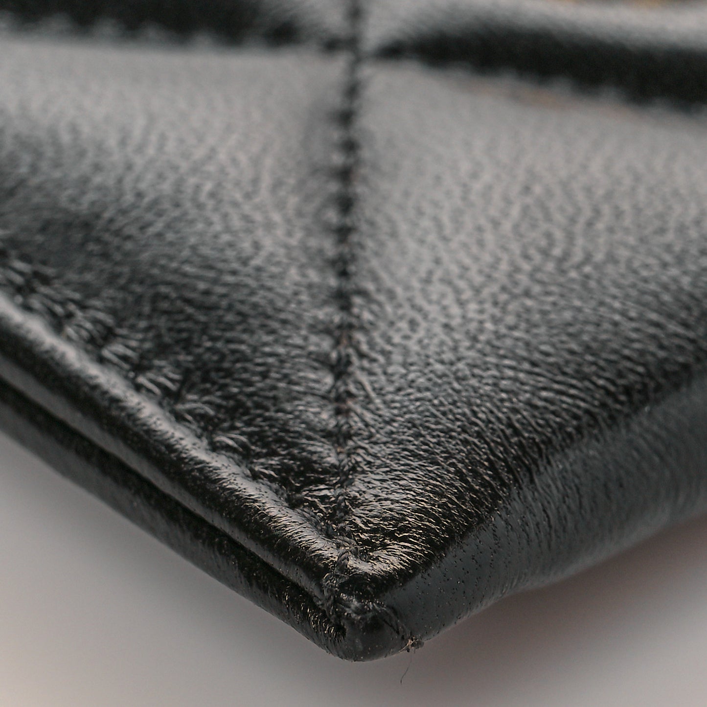 Lambskin Quilted Chanel 19 Card Holder Black