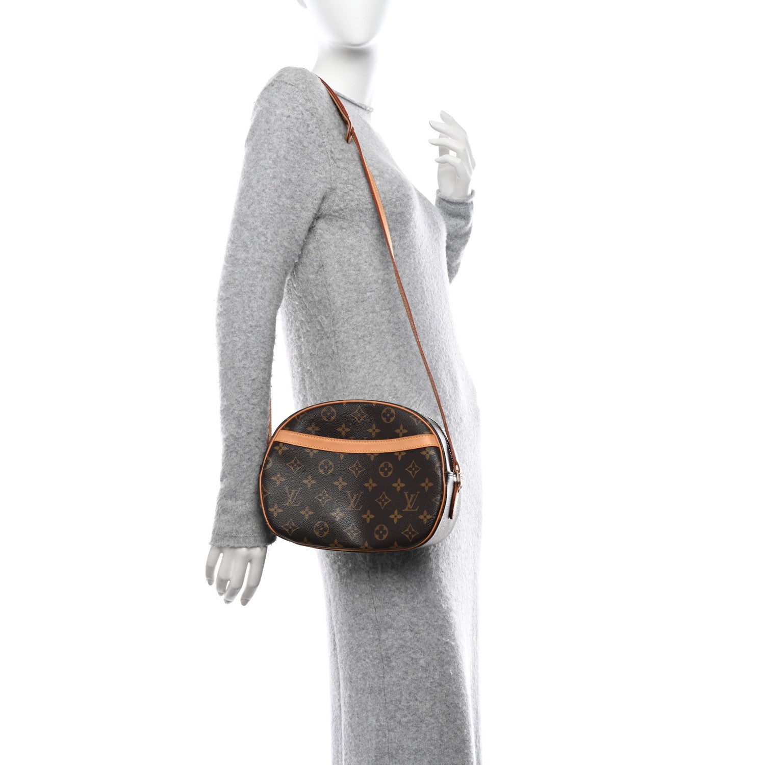 Louis Vuitton LOUIS VUITTON Monogram Blois 2 of 12