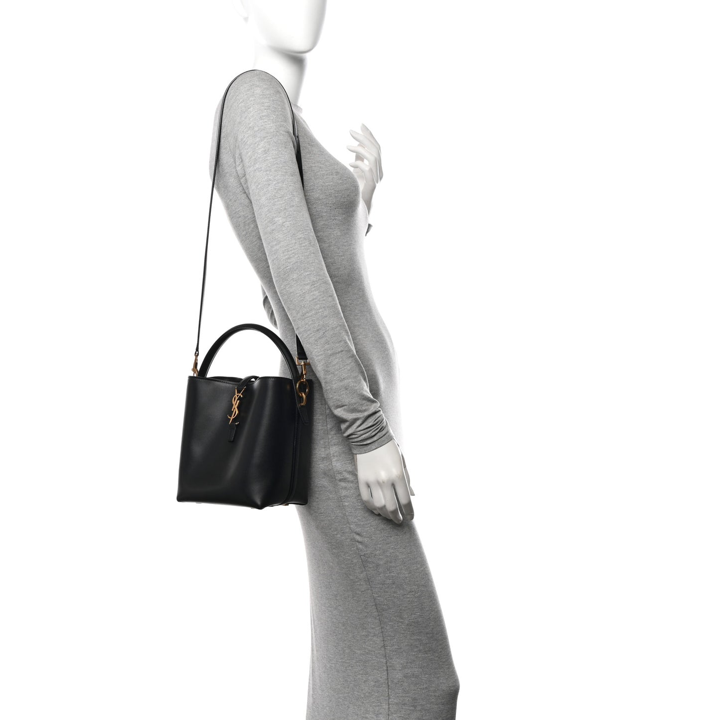 Shiny Calfskin Le 37 Bucket Bag Black