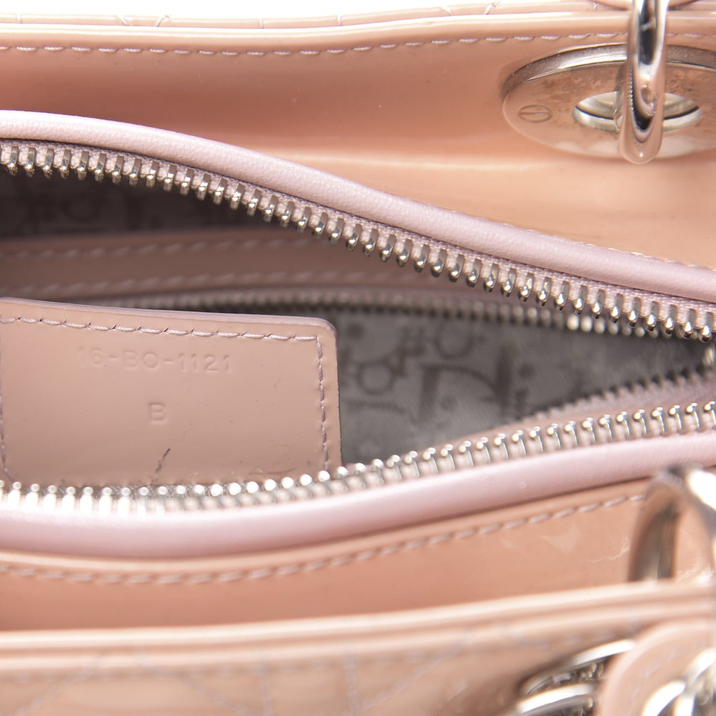 Patent Cannage Medium Lady Dior Rose Clair