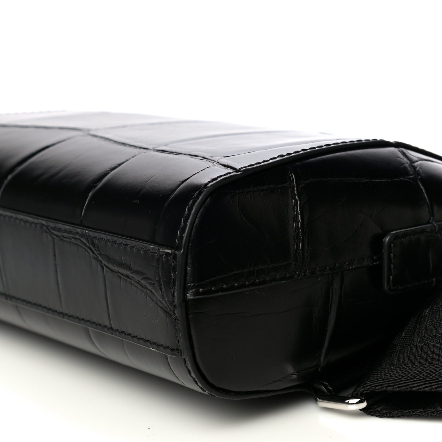Calfskin Crocodile Embossed Antigona U Crossbody Bag Black