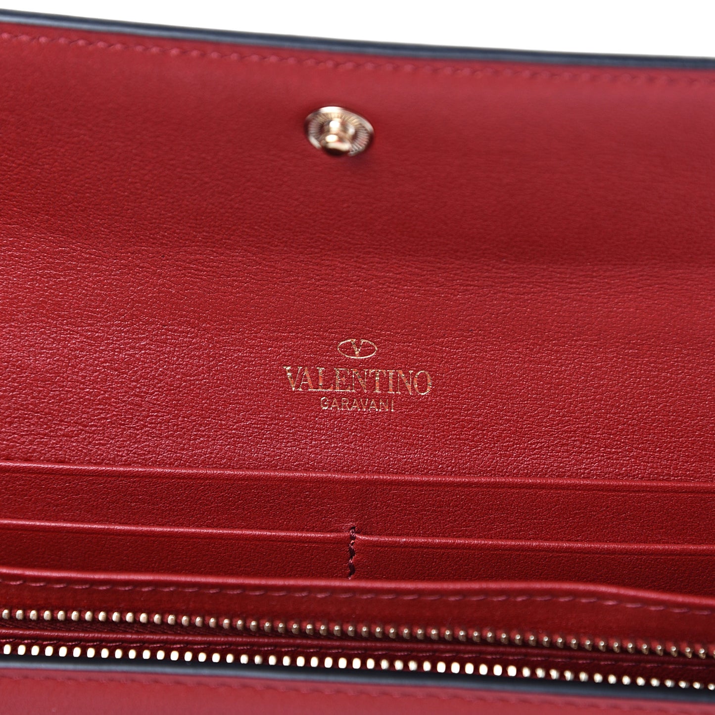 Vitello Rockstud Wristlet Travel Wallet Rosso Valentino