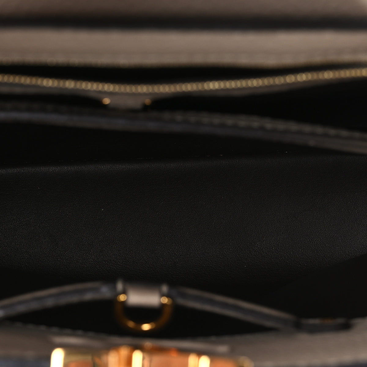 Louis Vuitton Taurillon Capucines PM Galet 5 of 9