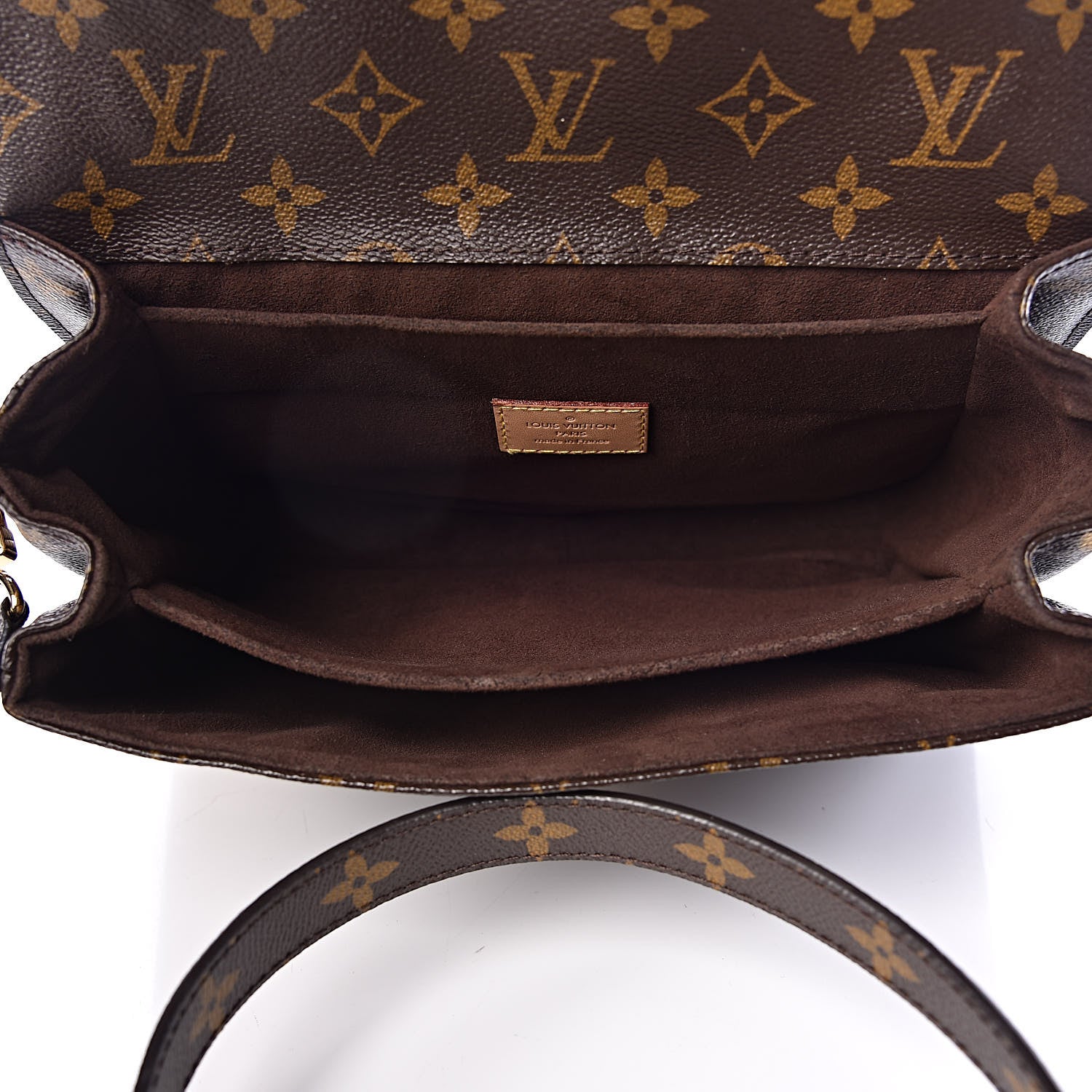 Louis Vuitton Monogram Pochette Metis 5 of 9