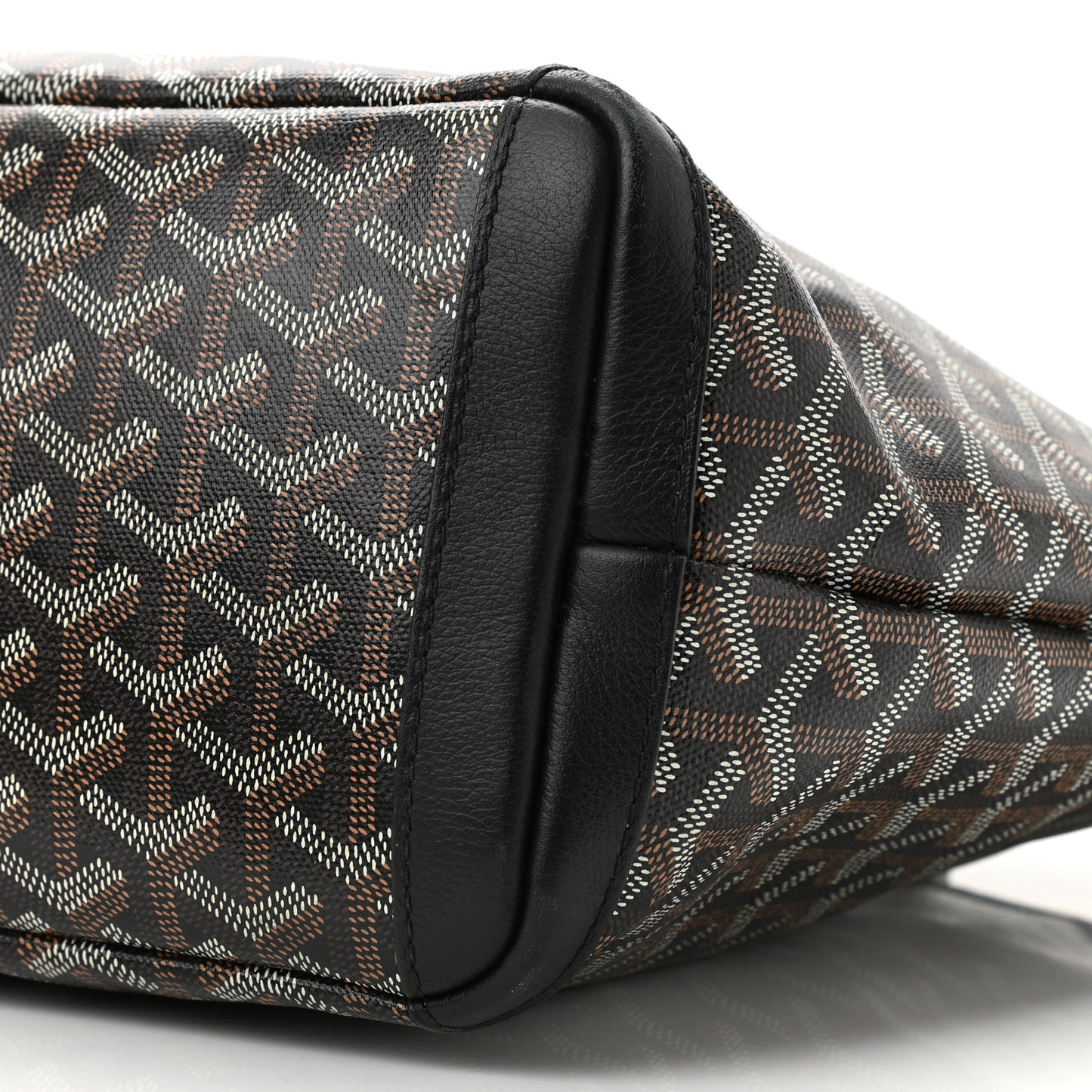 Goyardine Artois PM Black